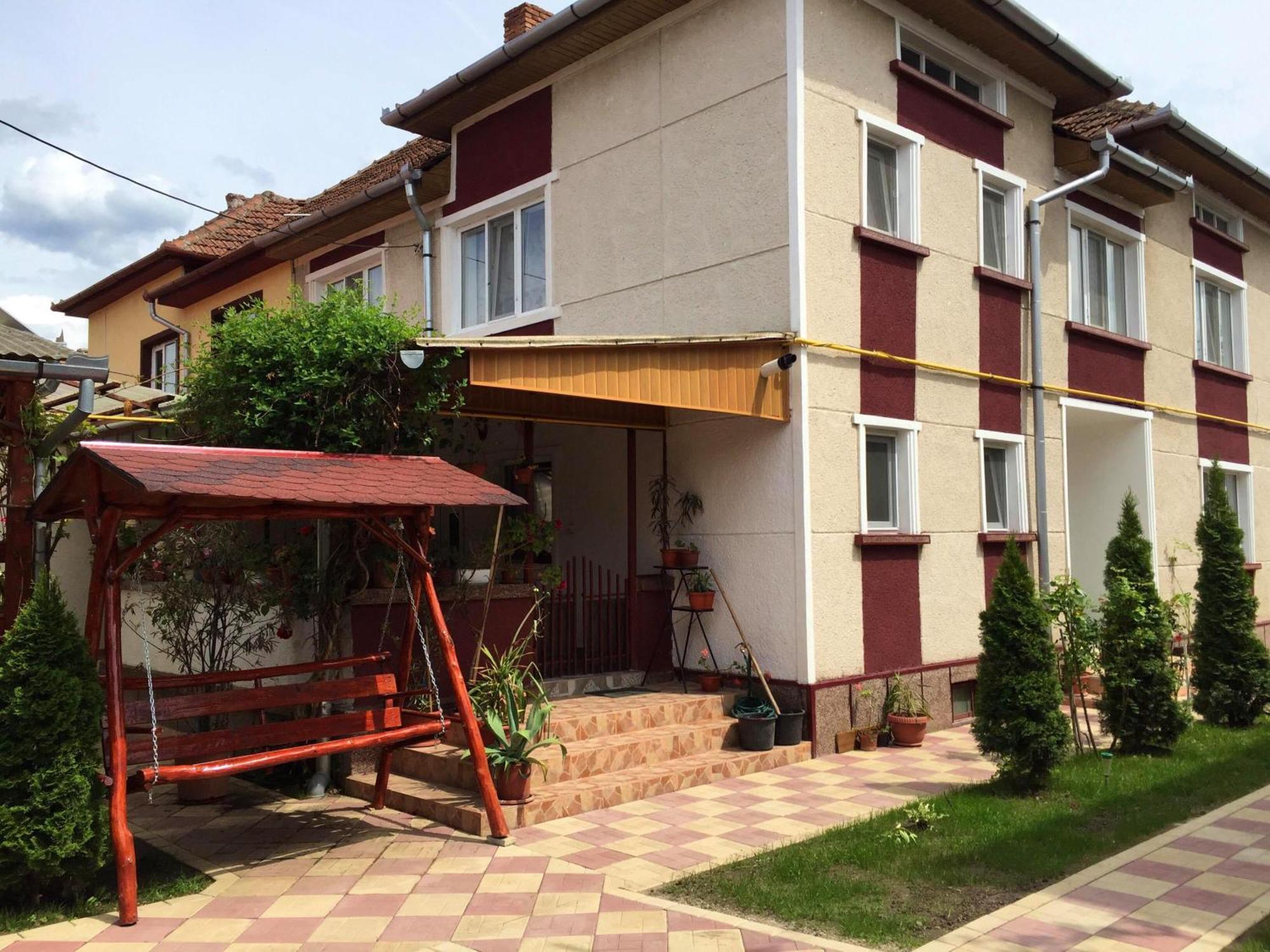Casa Mary Hotel Hátszeg Kültér fotó