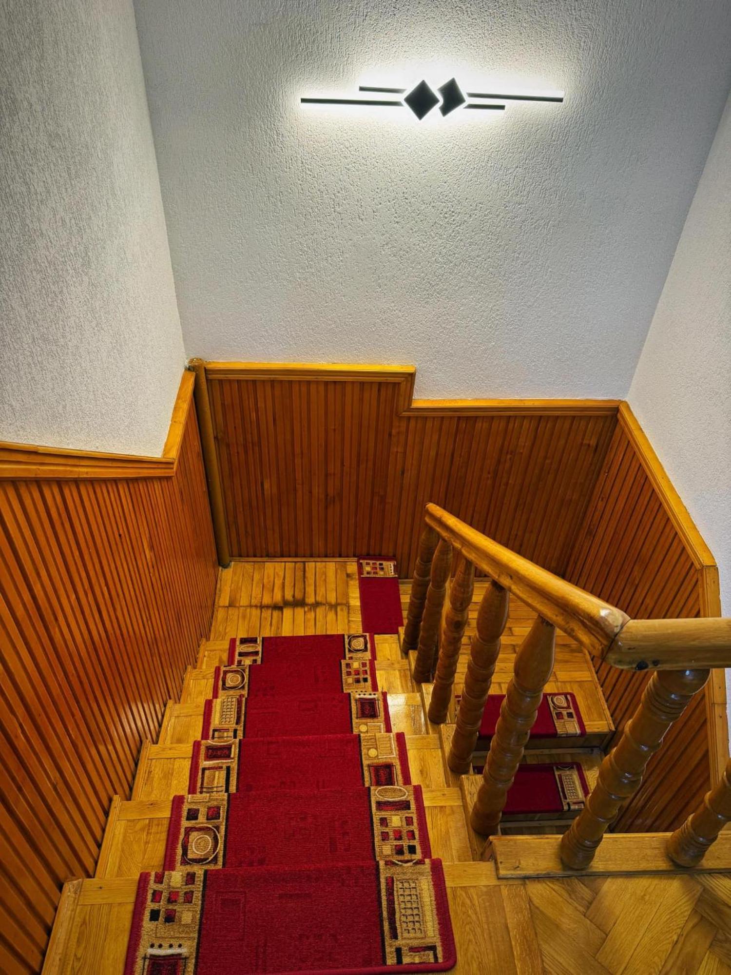 Casa Mary Hotel Hátszeg Kültér fotó