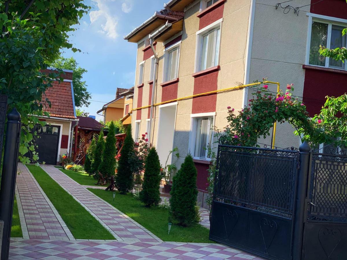 Casa Mary Hotel Hátszeg Kültér fotó